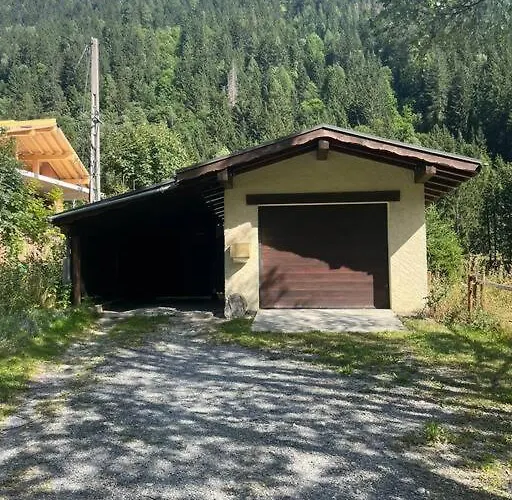 L'ilet Ensoleille /sunny Island *