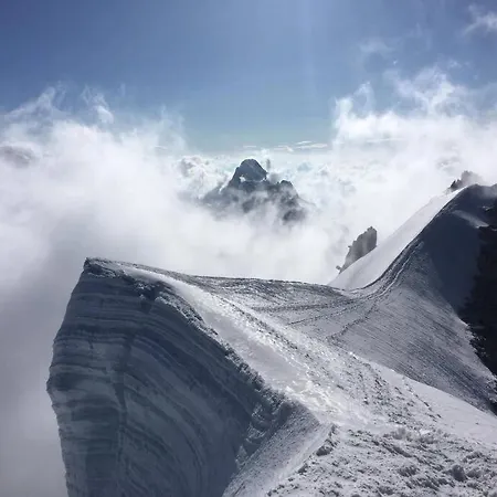 L'ilet Ensoleille /sunny Island Dağ evi