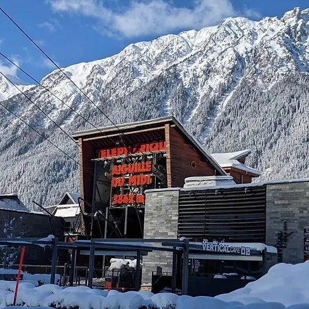 L'ilet Ensoleille /sunny Island Chalet Chamonix